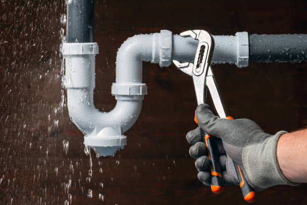 Professional Leak Detection technician working in Oneco, CT